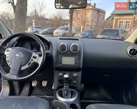 Серый Ниссан Кашкай, объемом двигателя 1.46 л и пробегом 235 тыс. км за 9000 $, фото 10 на Automoto.ua