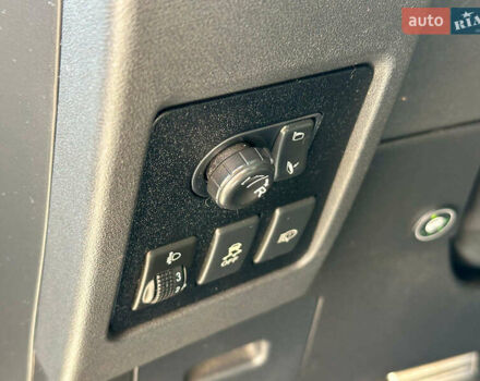 Сірий Ніссан Кашкай, об'ємом двигуна 2 л та пробігом 156 тис. км за 11440 $, фото 11 на Automoto.ua