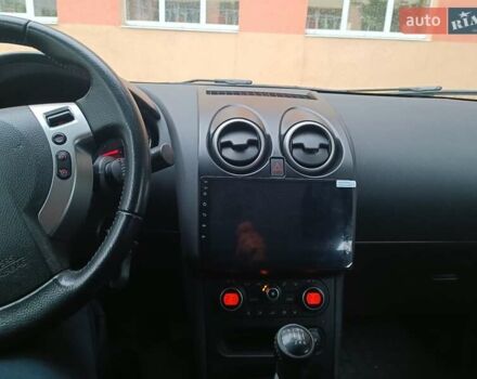 Сірий Ніссан Кашкай, об'ємом двигуна 1.46 л та пробігом 169 тис. км за 10900 $, фото 7 на Automoto.ua