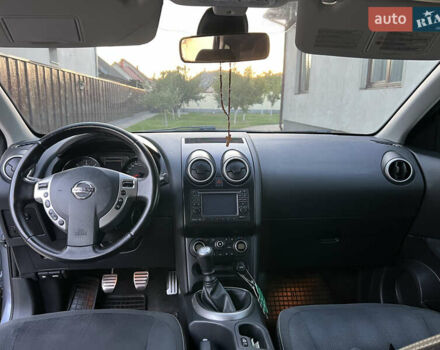 Серый Ниссан Кашкай, объемом двигателя 1.46 л и пробегом 215 тыс. км за 10699 $, фото 15 на Automoto.ua