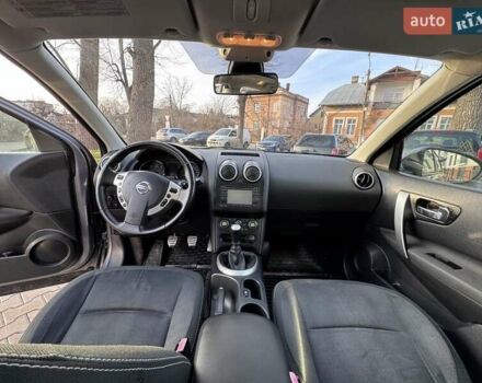 Серый Ниссан Кашкай, объемом двигателя 1.46 л и пробегом 235 тыс. км за 9000 $, фото 7 на Automoto.ua