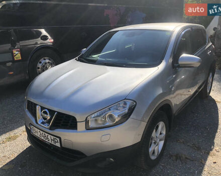 Серый Ниссан Кашкай, объемом двигателя 2 л и пробегом 222 тыс. км за 9707 $, фото 3 на Automoto.ua