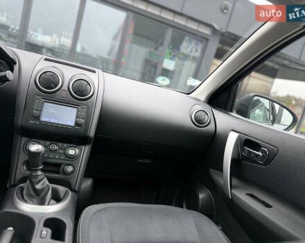 Сірий Ніссан Кашкай, об'ємом двигуна 1.5 л та пробігом 192 тис. км за 9200 $, фото 39 на Automoto.ua