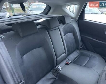 Сірий Ніссан Кашкай, об'ємом двигуна 1.5 л та пробігом 218 тис. км за 12000 $, фото 36 на Automoto.ua