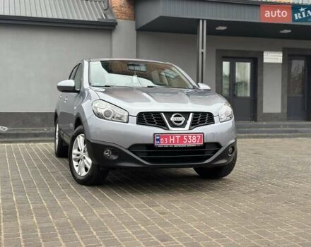 Серый Ниссан Кашкай, объемом двигателя 1.6 л и пробегом 239 тыс. км за 10300 $, фото 2 на Automoto.ua
