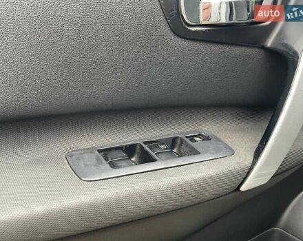 Сірий Ніссан Кашкай, об'ємом двигуна 1.46 л та пробігом 214 тис. км за 9900 $, фото 15 на Automoto.ua