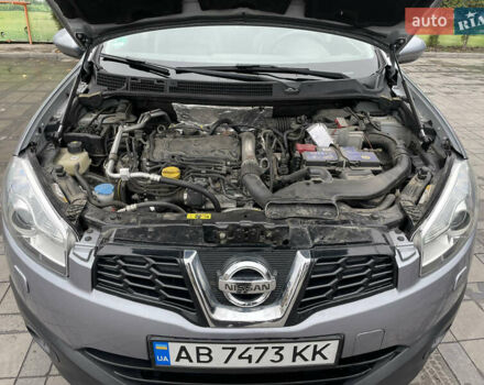Серый Ниссан Кашкай, объемом двигателя 2 л и пробегом 170 тыс. км за 12000 $, фото 8 на Automoto.ua