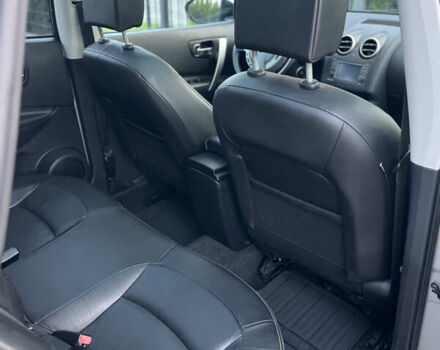 Серый Ниссан Кашкай, объемом двигателя 1.46 л и пробегом 188 тыс. км за 10400 $, фото 57 на Automoto.ua