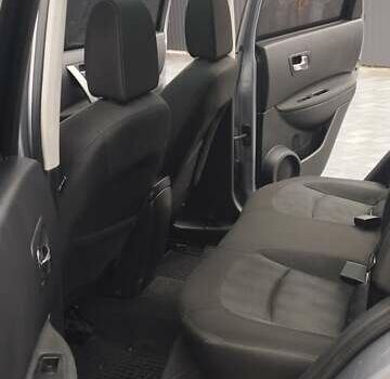 Серый Ниссан Кашкай, объемом двигателя 1.46 л и пробегом 262 тыс. км за 9800 $, фото 26 на Automoto.ua