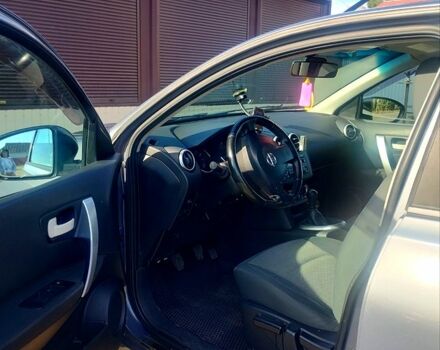 Серый Ниссан Кашкай, объемом двигателя 2 л и пробегом 211 тыс. км за 9700 $, фото 1 на Automoto.ua