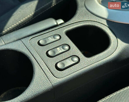 Сірий Ніссан Кашкай, об'ємом двигуна 2 л та пробігом 156 тис. км за 11440 $, фото 22 на Automoto.ua
