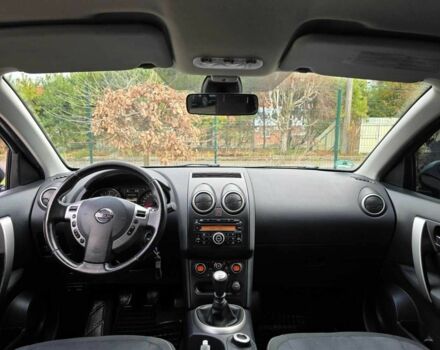 Серый Ниссан Кашкай, объемом двигателя 2 л и пробегом 195 тыс. км за 9999 $, фото 13 на Automoto.ua