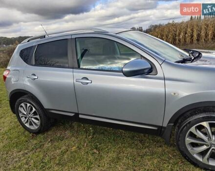 Серый Ниссан Кашкай, объемом двигателя 2 л и пробегом 185 тыс. км за 10500 $, фото 7 на Automoto.ua