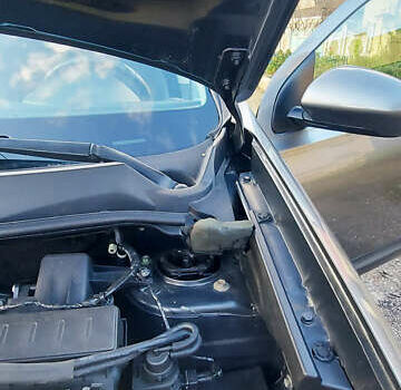 Серый Ниссан Кашкай, объемом двигателя 1.5 л и пробегом 216 тыс. км за 10600 $, фото 27 на Automoto.ua