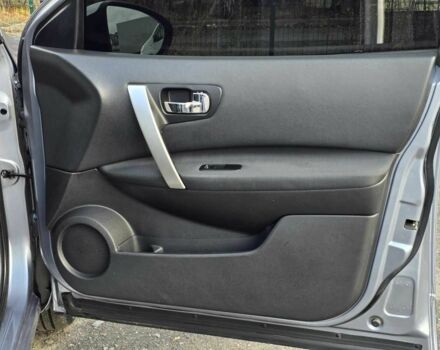 Серый Ниссан Кашкай, объемом двигателя 2 л и пробегом 195 тыс. км за 9999 $, фото 18 на Automoto.ua