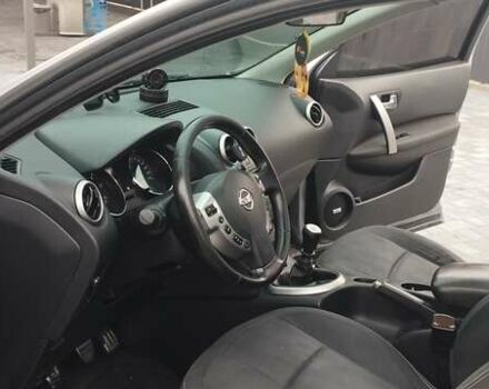 Серый Ниссан Кашкай, объемом двигателя 1.46 л и пробегом 262 тыс. км за 9800 $, фото 25 на Automoto.ua