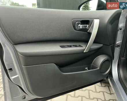 Серый Ниссан Кашкай, объемом двигателя 2 л и пробегом 186 тыс. км за 10950 $, фото 22 на Automoto.ua