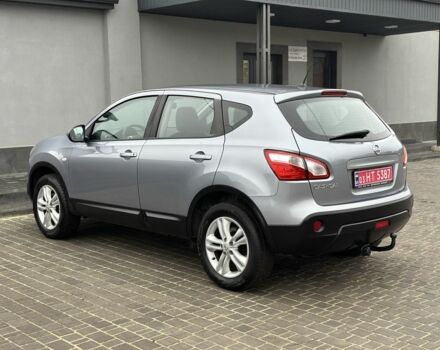 Серый Ниссан Кашкай, объемом двигателя 1.6 л и пробегом 239 тыс. км за 10300 $, фото 6 на Automoto.ua