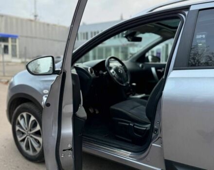 Сірий Ніссан Кашкай, об'ємом двигуна 1.6 л та пробігом 162 тис. км за 10300 $, фото 6 на Automoto.ua