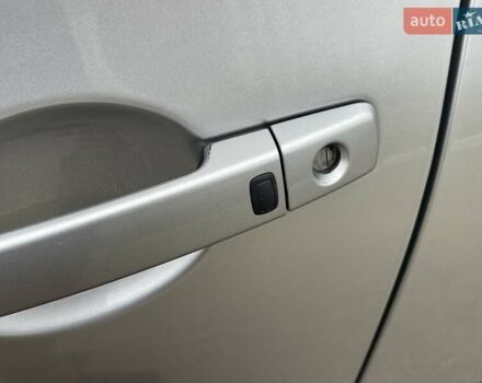 Сірий Ніссан Кашкай, об'ємом двигуна 1.46 л та пробігом 214 тис. км за 9900 $, фото 13 на Automoto.ua