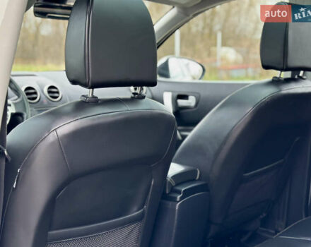 Сірий Ніссан Кашкай, об'ємом двигуна 2 л та пробігом 232 тис. км за 11450 $, фото 28 на Automoto.ua