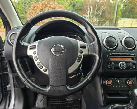 Серый Ниссан Кашкай, объемом двигателя 2 л и пробегом 195 тыс. км за 9999 $, фото 7 на Automoto.ua