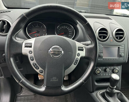 Серый Ниссан Кашкай, объемом двигателя 2 л и пробегом 186 тыс. км за 10999 $, фото 21 на Automoto.ua