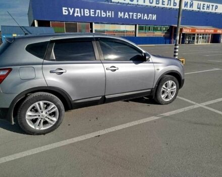Серый Ниссан Кашкай, объемом двигателя 1.5 л и пробегом 250 тыс. км за 9000 $, фото 6 на Automoto.ua