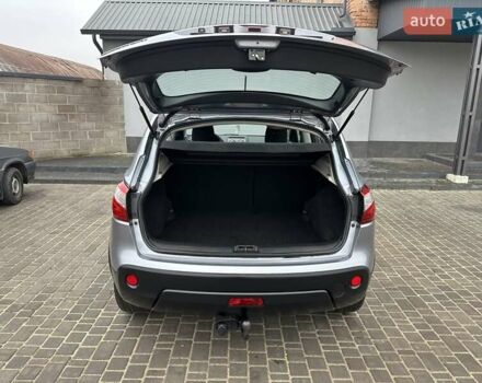 Серый Ниссан Кашкай, объемом двигателя 1.6 л и пробегом 239 тыс. км за 10300 $, фото 22 на Automoto.ua