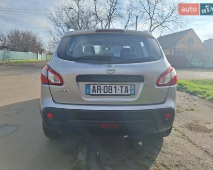 Серый Ниссан Кашкай, объемом двигателя 1.5 л и пробегом 218 тыс. км за 10250 $, фото 4 на Automoto.ua