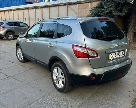 Сірий Ніссан Кашкай, об'ємом двигуна 2 л та пробігом 193 тис. км за 10500 $, фото 2 на Automoto.ua