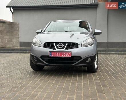 Серый Ниссан Кашкай, объемом двигателя 1.6 л и пробегом 239 тыс. км за 10300 $, фото 1 на Automoto.ua