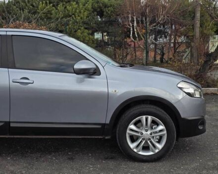 Серый Ниссан Кашкай, объемом двигателя 2 л и пробегом 195 тыс. км за 9999 $, фото 3 на Automoto.ua