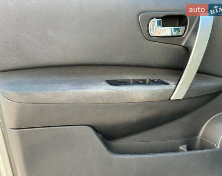 Сірий Ніссан Кашкай, об'ємом двигуна 2 л та пробігом 156 тис. км за 11440 $, фото 9 на Automoto.ua