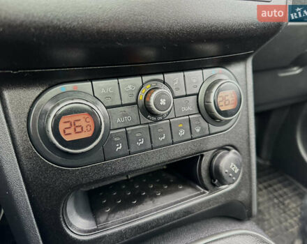 Сірий Ніссан Кашкай, об'ємом двигуна 2 л та пробігом 232 тис. км за 11450 $, фото 41 на Automoto.ua