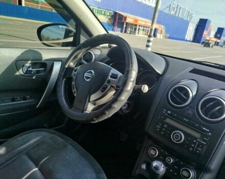 Серый Ниссан Кашкай, объемом двигателя 1.5 л и пробегом 250 тыс. км за 9000 $, фото 8 на Automoto.ua