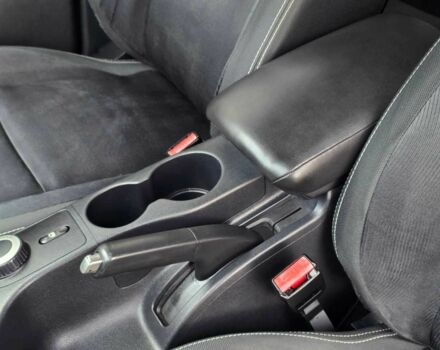 Серый Ниссан Кашкай, объемом двигателя 2 л и пробегом 195 тыс. км за 9999 $, фото 11 на Automoto.ua