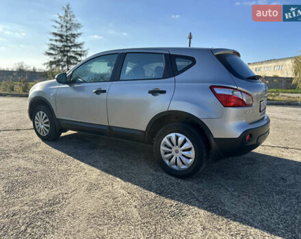 Сірий Ніссан Кашкай, об'ємом двигуна 1.6 л та пробігом 330 тис. км за 7700 $, фото 9 на Automoto.ua