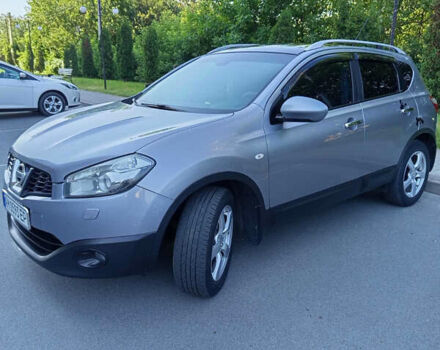 Сірий Ніссан Кашкай, об'ємом двигуна 2 л та пробігом 197 тис. км за 9800 $, фото 5 на Automoto.ua