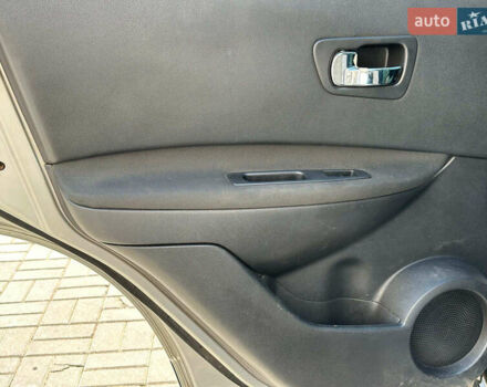 Сірий Ніссан Кашкай, об'ємом двигуна 2 л та пробігом 156 тис. км за 11440 $, фото 14 на Automoto.ua