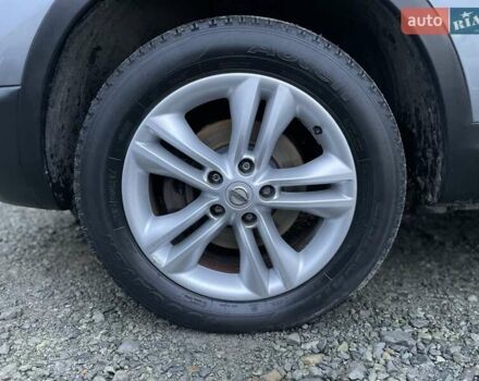 Сірий Ніссан Кашкай, об'ємом двигуна 1.5 л та пробігом 218 тис. км за 12000 $, фото 48 на Automoto.ua