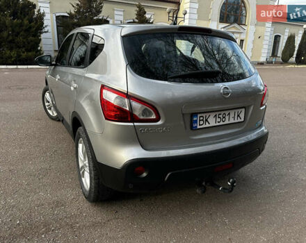 Серый Ниссан Кашкай, объемом двигателя 1.5 л и пробегом 249 тыс. км за 9800 $, фото 4 на Automoto.ua