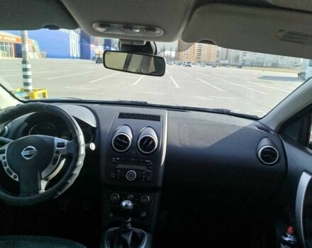 Серый Ниссан Кашкай, объемом двигателя 1.5 л и пробегом 250 тыс. км за 9000 $, фото 9 на Automoto.ua