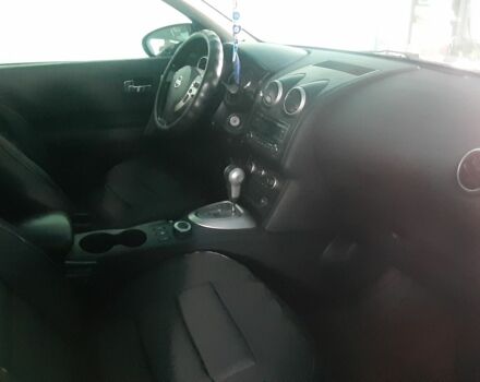 Серый Ниссан Кашкай, объемом двигателя 2 л и пробегом 210 тыс. км за 10000 $, фото 6 на Automoto.ua