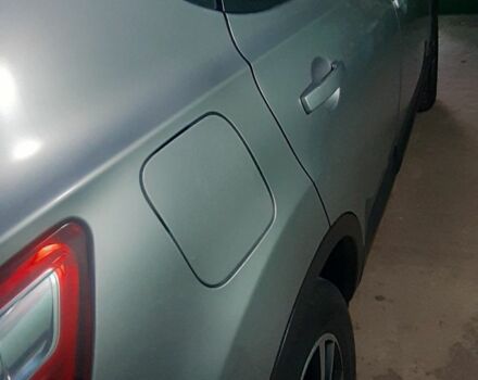 Серый Ниссан Кашкай, объемом двигателя 2 л и пробегом 210 тыс. км за 10000 $, фото 3 на Automoto.ua