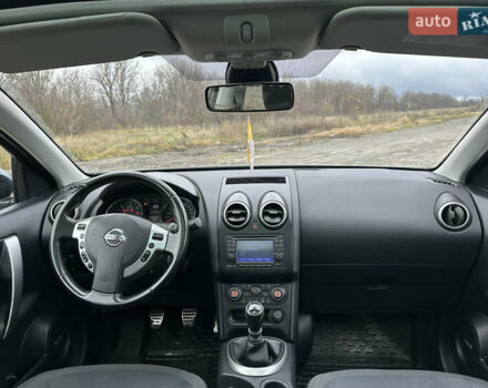 Серый Ниссан Кашкай, объемом двигателя 1.5 л и пробегом 260 тыс. км за 8950 $, фото 26 на Automoto.ua