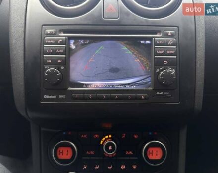 Серый Ниссан Кашкай, объемом двигателя 2 л и пробегом 208 тыс. км за 10500 $, фото 12 на Automoto.ua