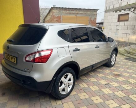 Серый Ниссан Кашкай, объемом двигателя 1.5 л и пробегом 160 тыс. км за 2999 $, фото 3 на Automoto.ua