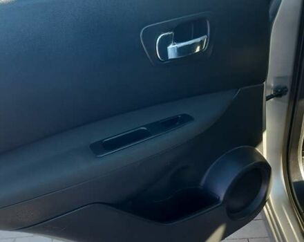 Серый Ниссан Кашкай, объемом двигателя 2 л и пробегом 225 тыс. км за 11200 $, фото 4 на Automoto.ua