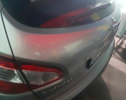 Серый Ниссан Кашкай, объемом двигателя 2 л и пробегом 210 тыс. км за 10000 $, фото 5 на Automoto.ua